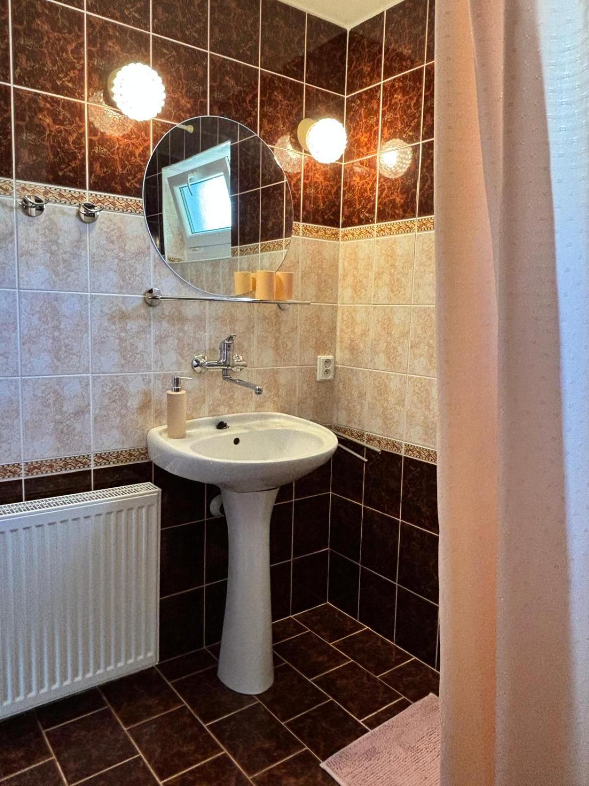 Apartman Vendy Karlsbad Eksteriør billede