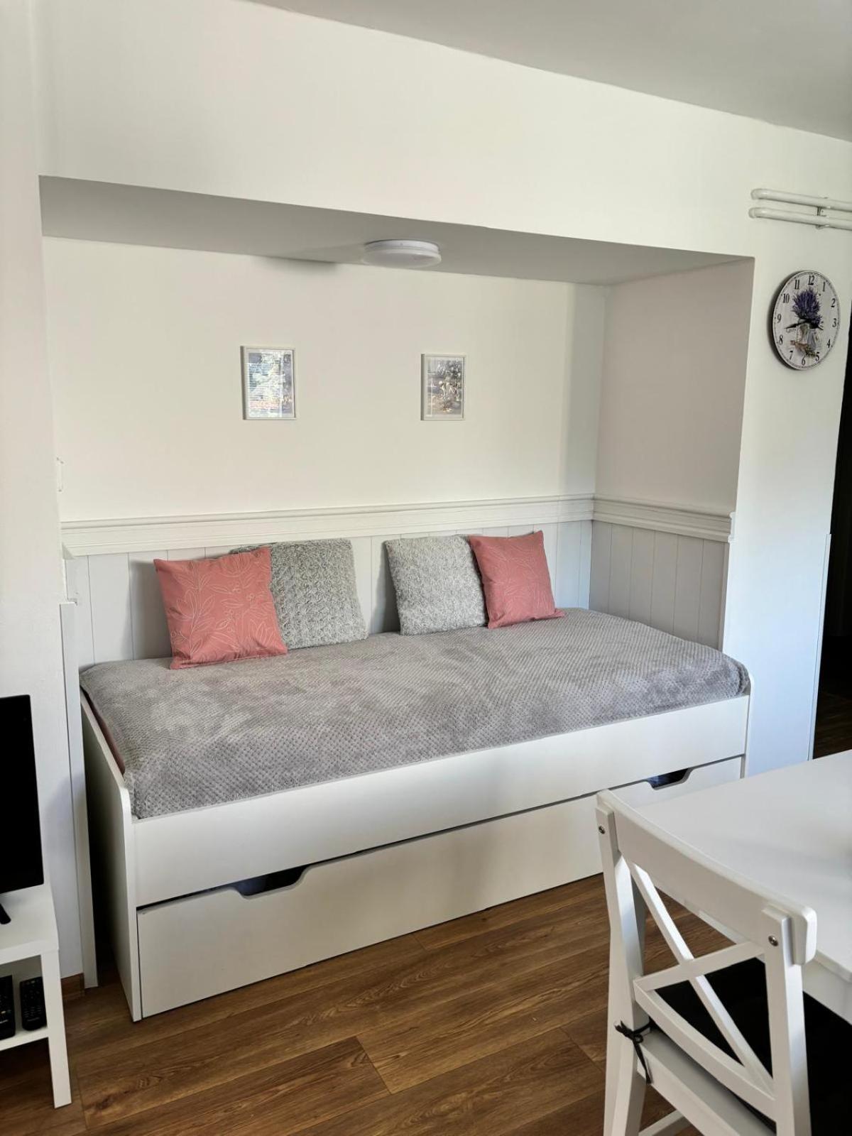 Apartman Vendy Karlsbad Eksteriør billede