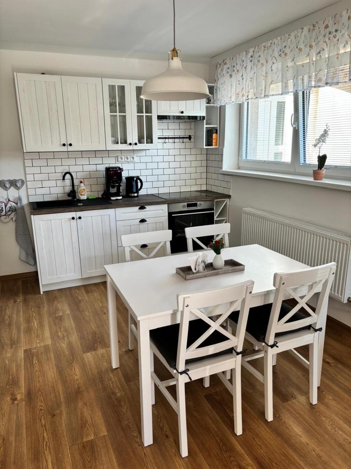 Apartman Vendy Karlsbad Eksteriør billede